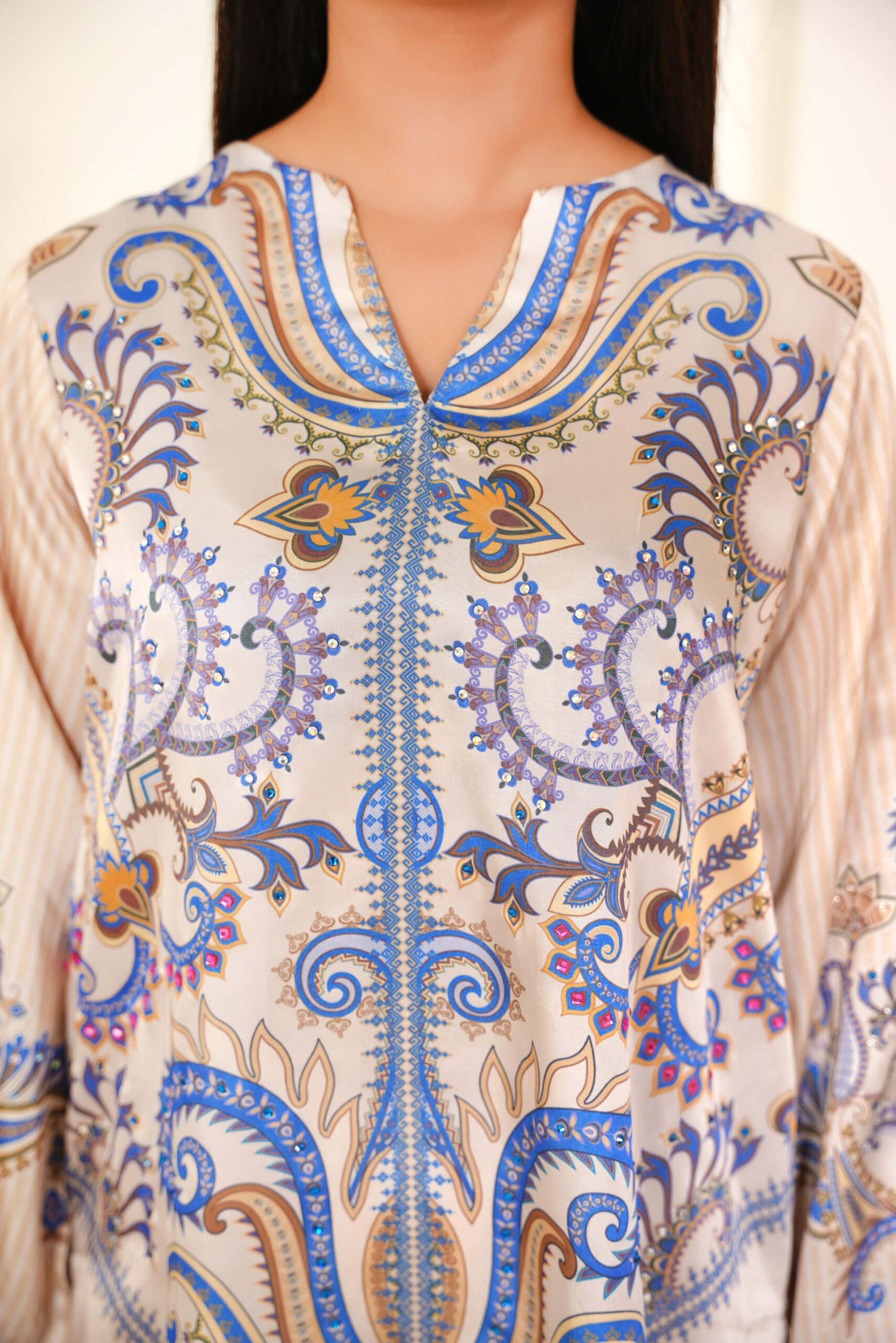 Ivory Elegance Printed Silk 2-Piece – Classic Blue & Gold Ensemble by Sophia’s Closet - Image 7